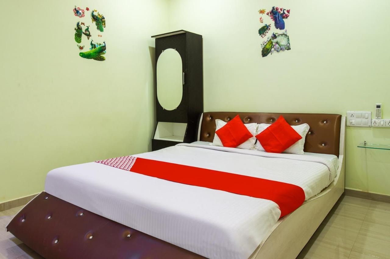 Oyo 70694 Hotel Green Park Resort Silari Exterior photo